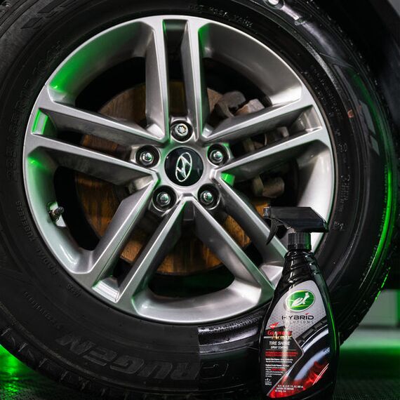 Turtle Wax HS Tyre Shine полироль для чернения шин с графеном триггер 680 мл , изображение 6
