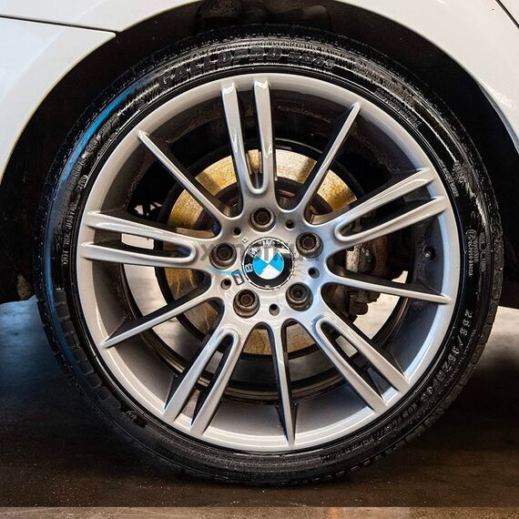 Meguiars Hot Shine Tire Spray спрей для ухода за шинами 709 мл , изображение 8